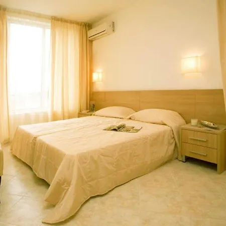 Sunset Complex Кошарица