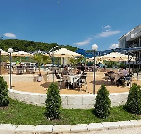 Sunset Complex Hotel 3*
