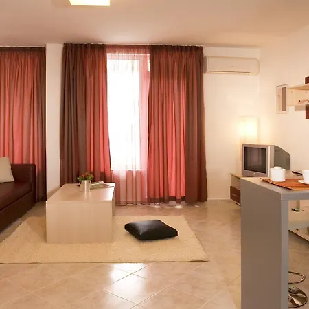 Sunset Complex Hotel 3*